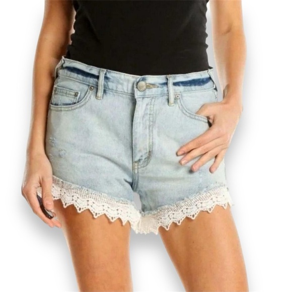 Free People - Light Wash Jean Shorts Size 29 - Picture 1 of 10